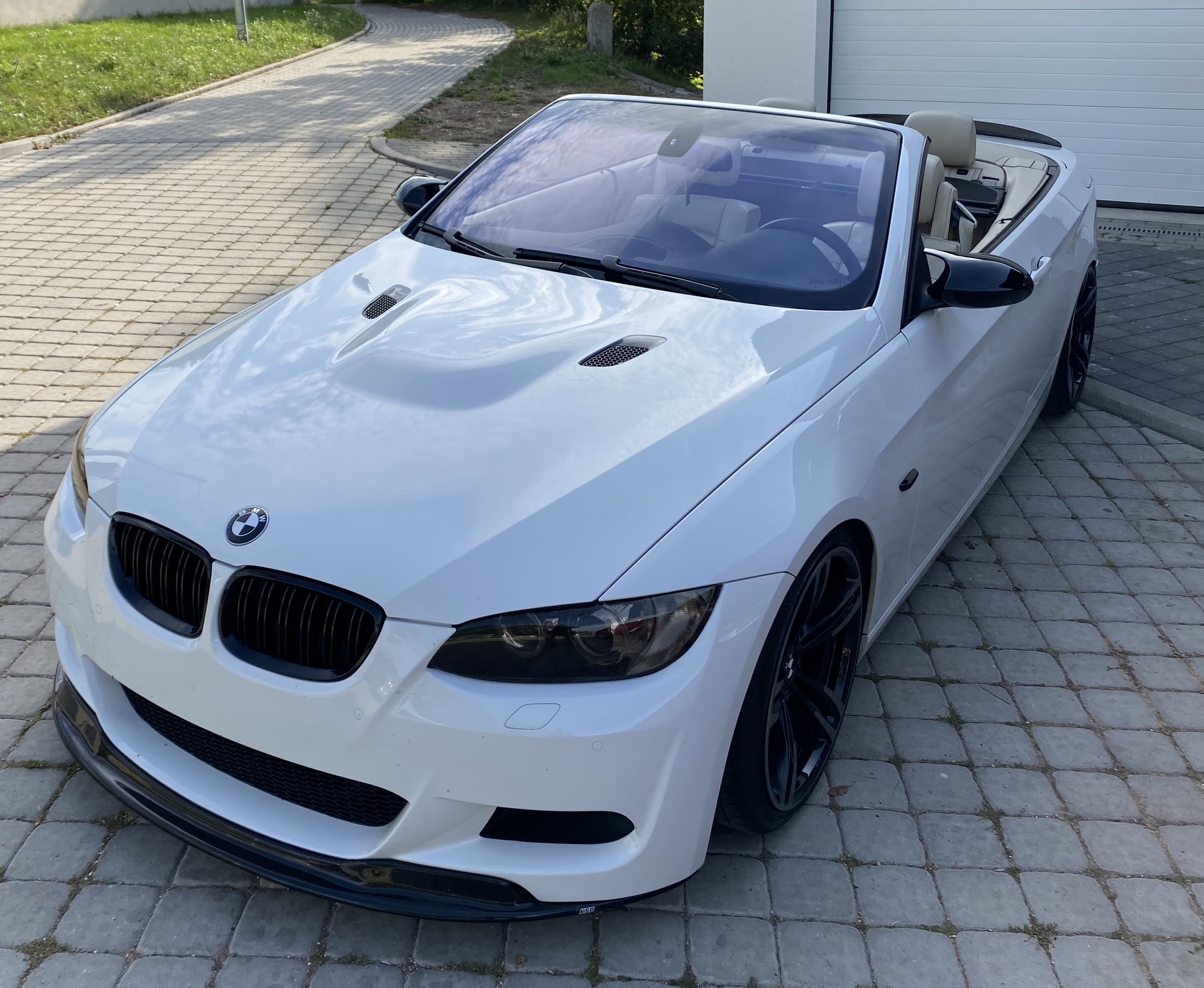 bmw-e93-330i-308kw-od-whitequeen-1-min